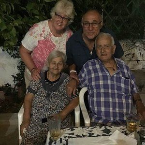 Meet your Posher, Lynn